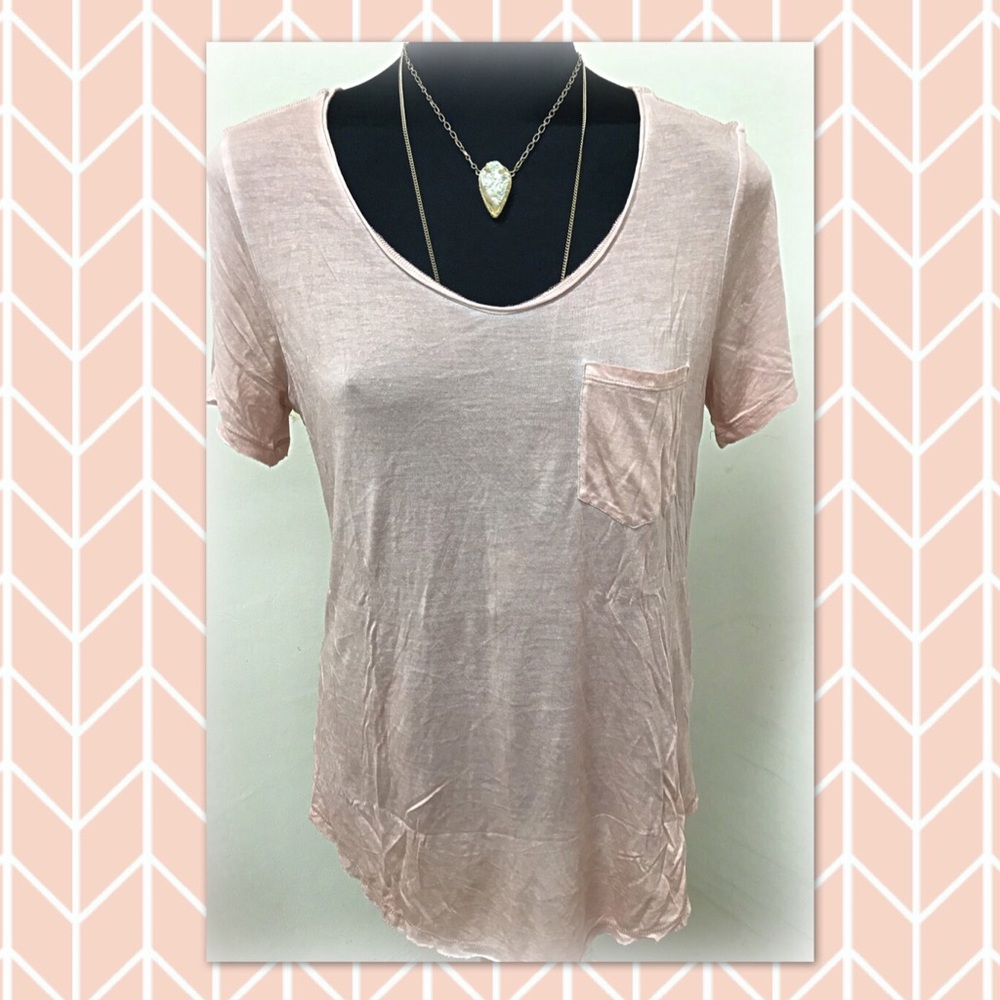 Calvin Klein v-neck modal pocket tee